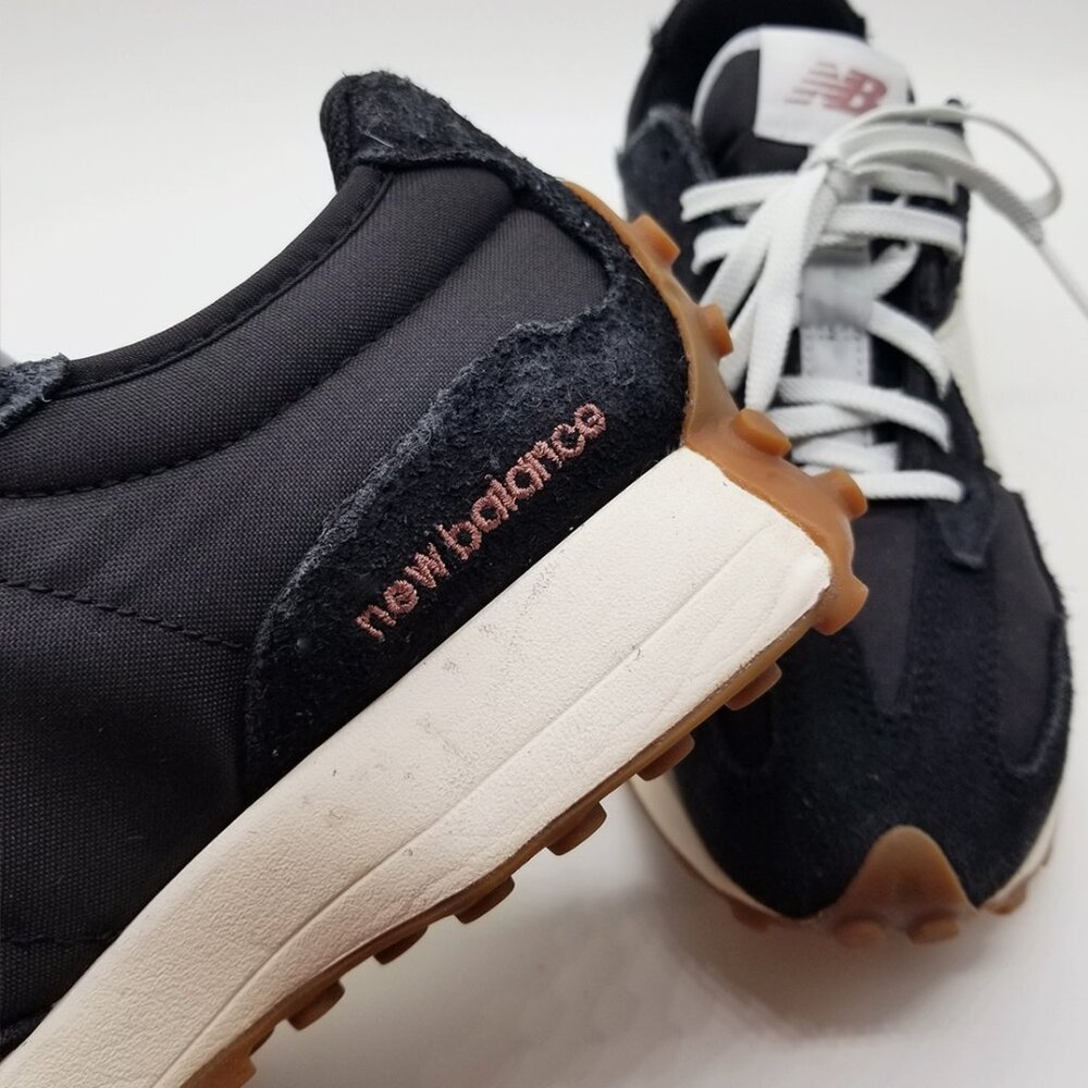 New Balance 327 Sneakers Shoes Black Women's 9, Men's 7.5 Comfort Casual $105 - Picture 13 of 16
